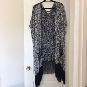 Boutique festival kimono with Tassels